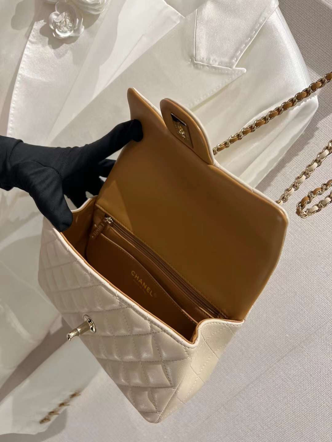 CHANEL Flap Bag With Top Handle Beige Size 20x9x13 cm
