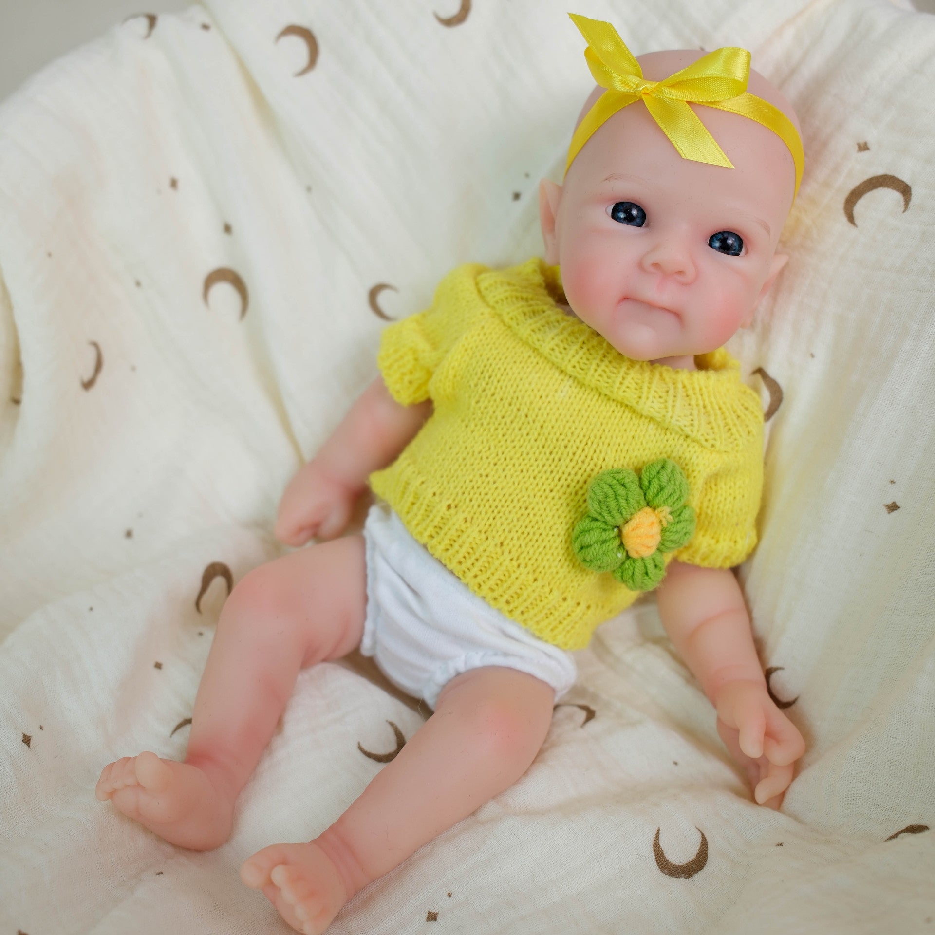 12inch Silicone Reborn Baby Short-Sleeved Yellow Sweater