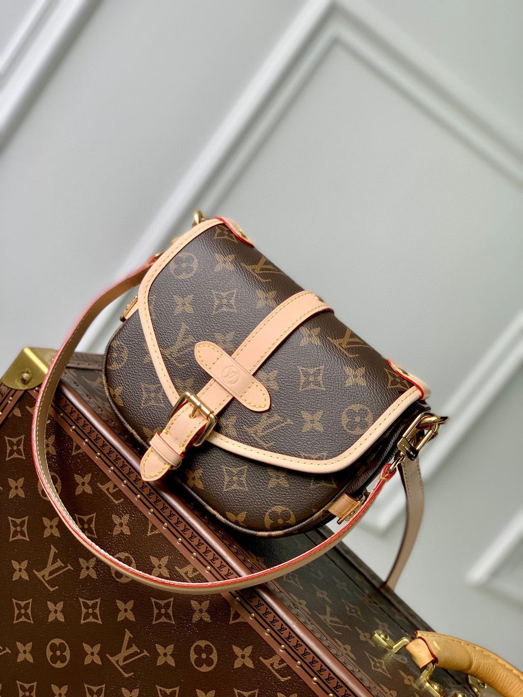 Lo Vu bb series, saddle bag, double shoulder straps