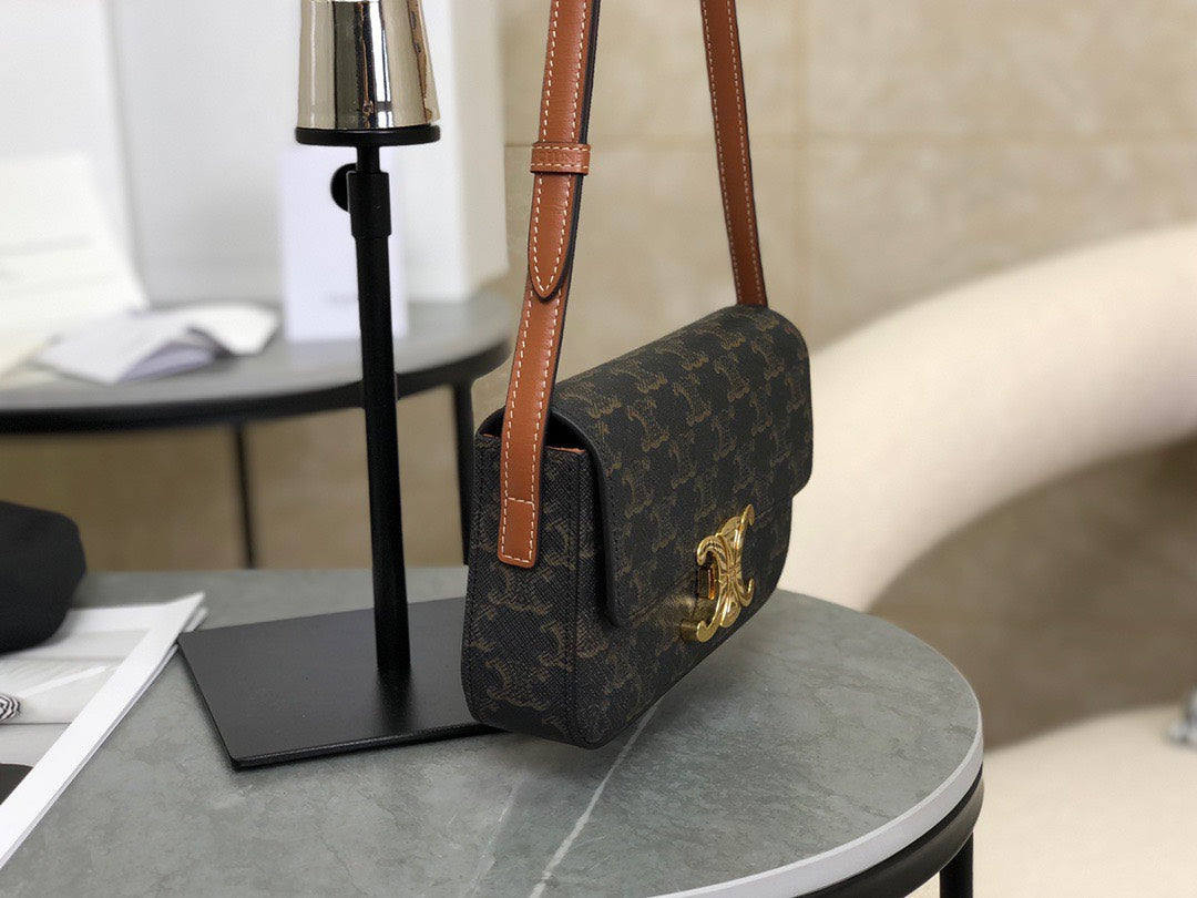 CELINE Triomphe Shoulder Bag In Triomphe Canvas And Calfskin Black 20 x 10 x 4 cm