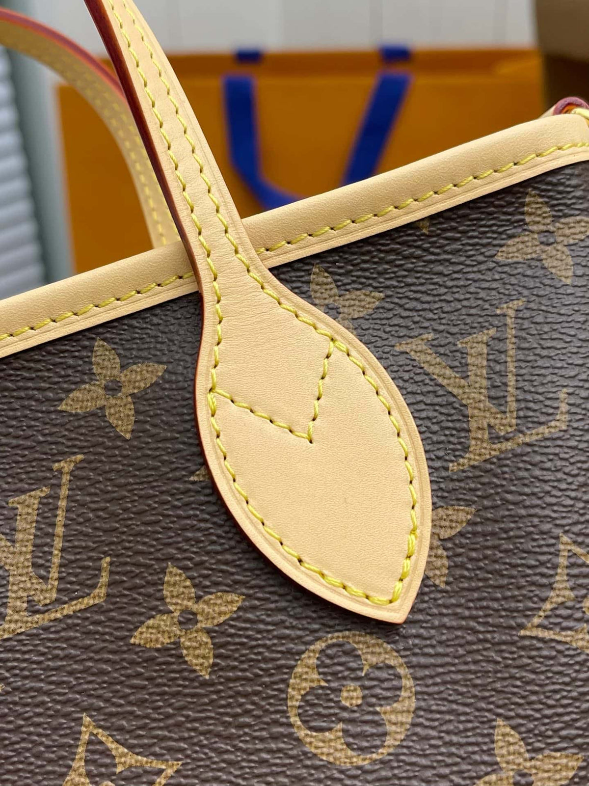 Louis Vuitton LV Neverfull Bag