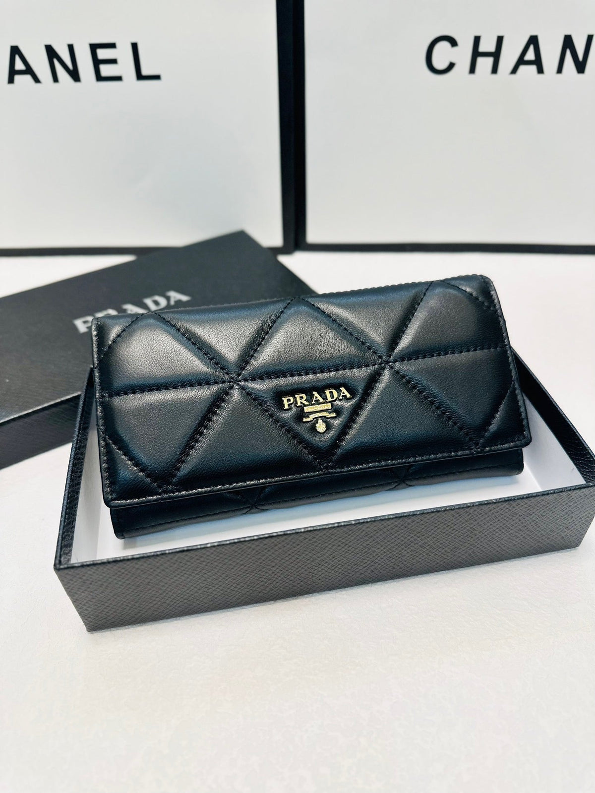 Prada Long Leather Wallet In Black 19x10cm