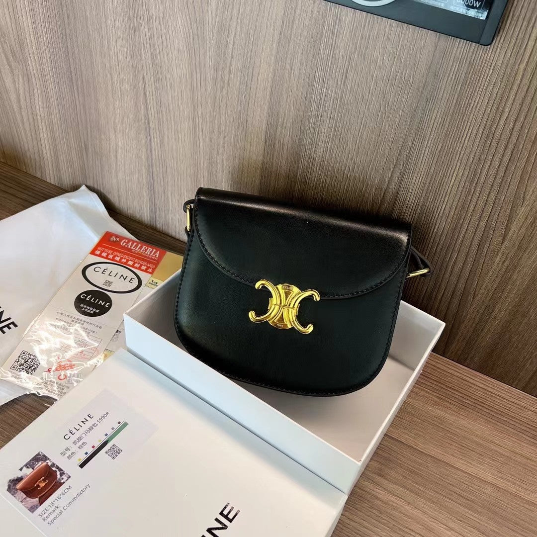 Ce Arc De Triomphe Saddle Bag