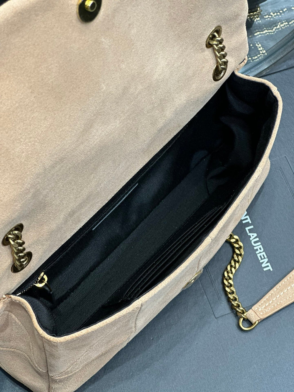 YSL Jamie Medium Shoulder Bag 25x15x7.5cm