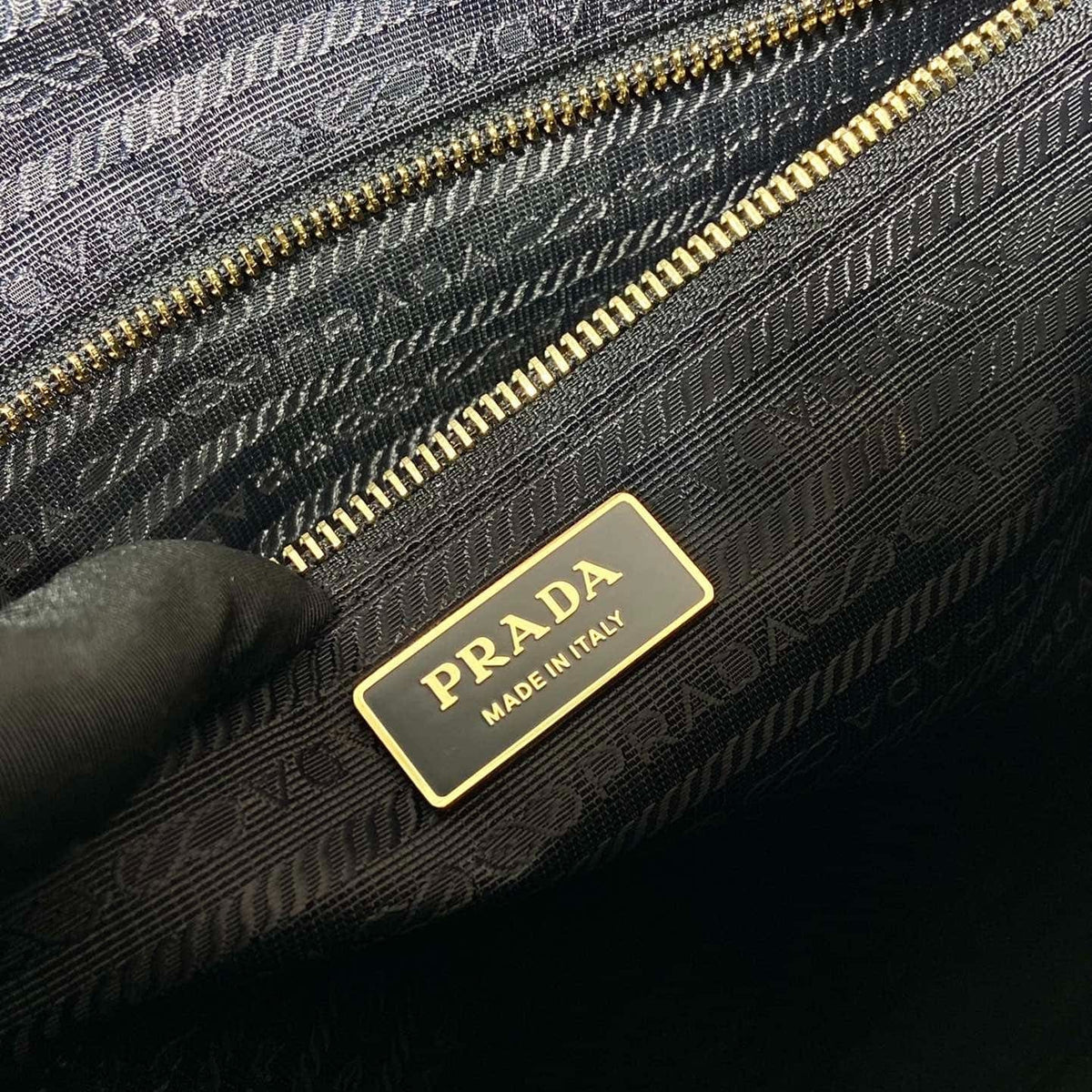 Prada Re-edition Vintage Chain Tote Bag