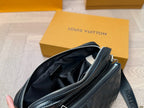 Louis Vuitton LV Trio Black Crossbody Bag Detachable 25x18cm